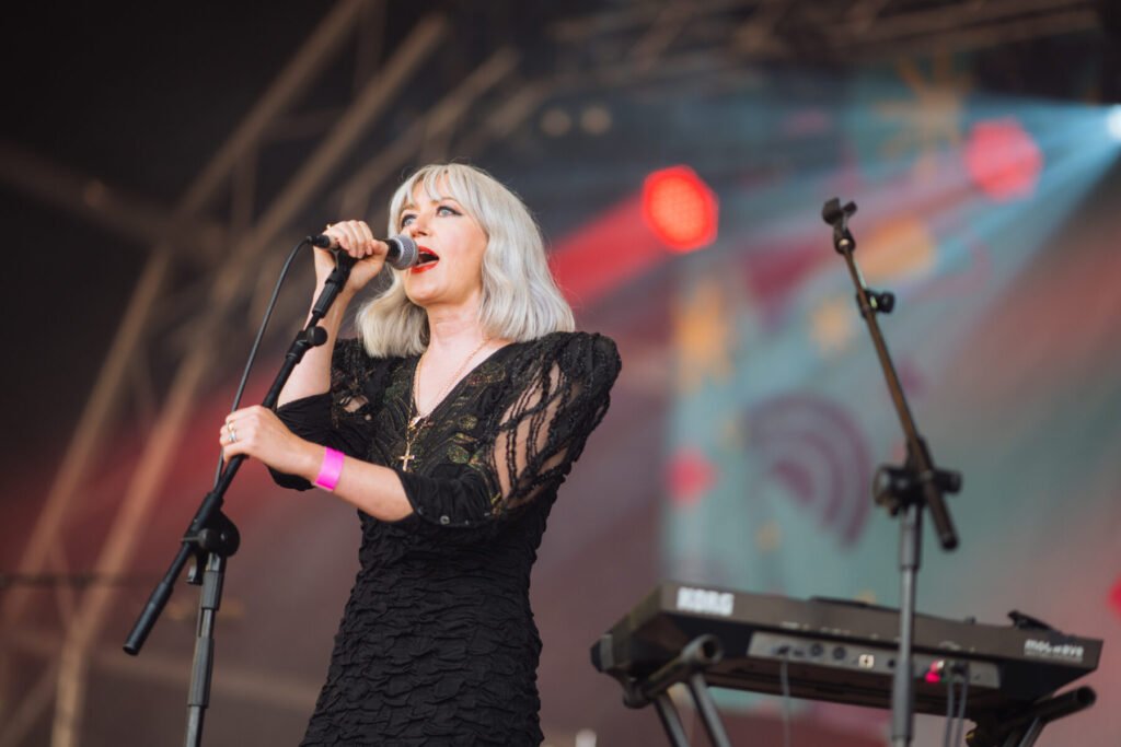 Imagem da vocalista do Ladytron