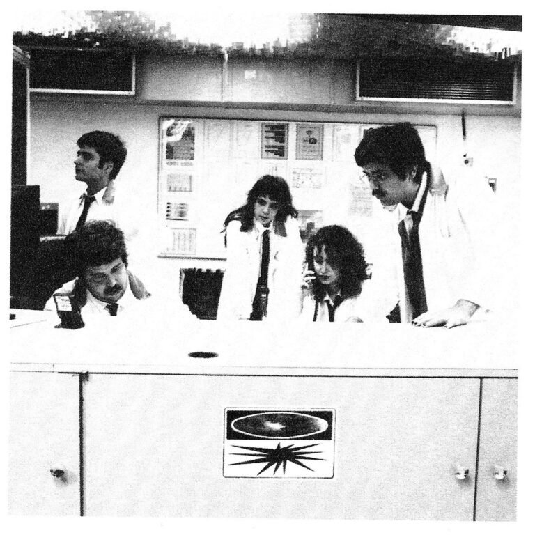 Imagem dos integrantes da banda Pelados