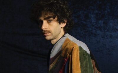 Sessa mostra uma nova cara na primeira prévia do seu próximo disco